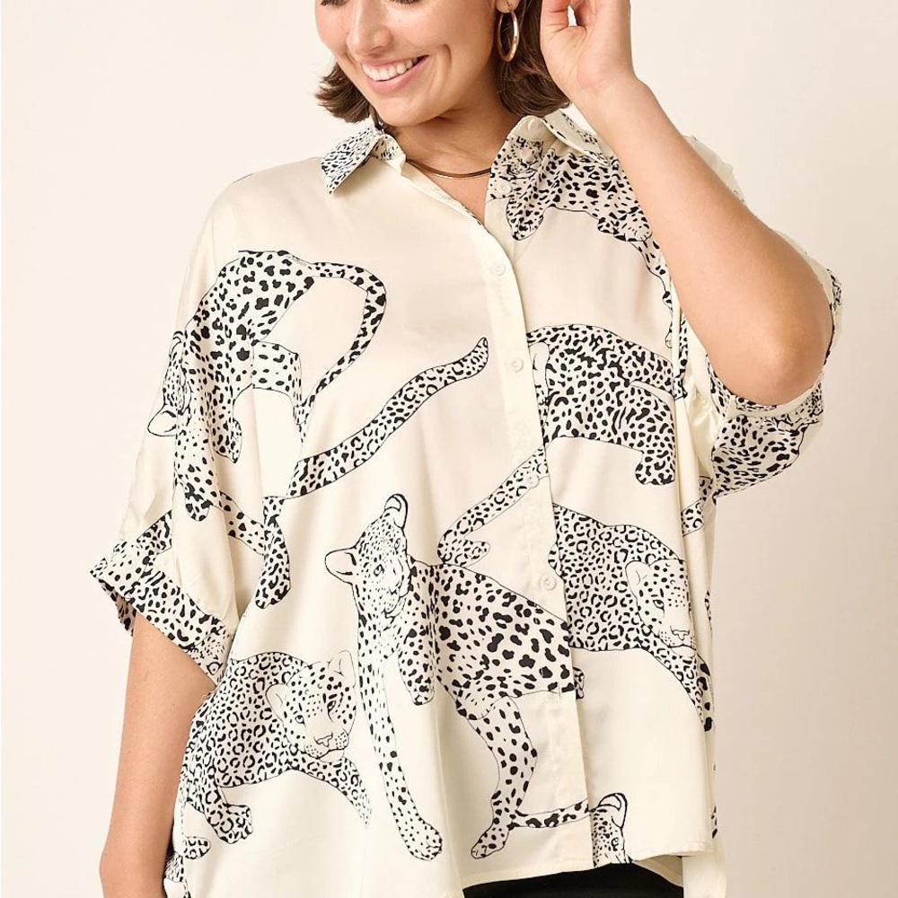 Mittoshop NWOT Cream and Black Leopard Button Down Shirt